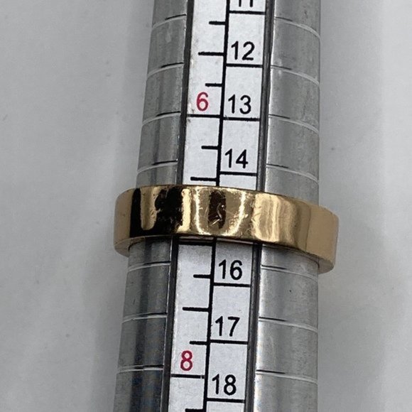 J.Crew Crystals Triangle Ring Size 7 Gold Tone - Picture 8 of 8